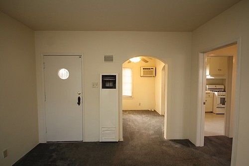 4th image of 1218 S Marguerita Ave APT 2