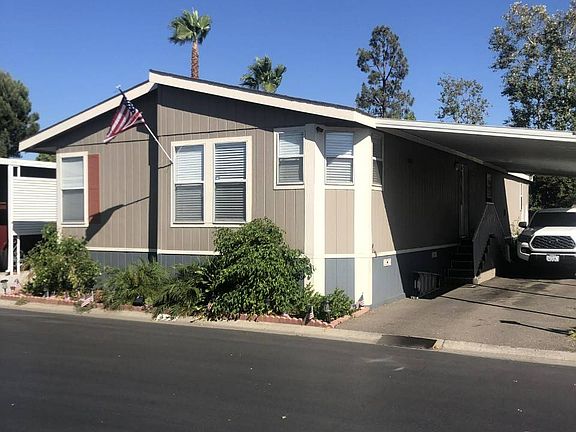 3rd image of 2700 E Valley Pkwy Space 273