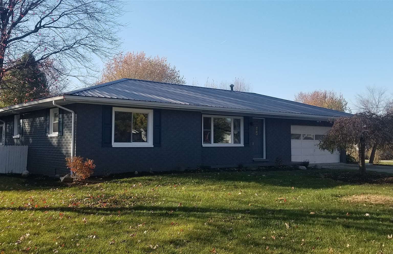 609 N 10th St, Gas City, IN 46933 Zillow