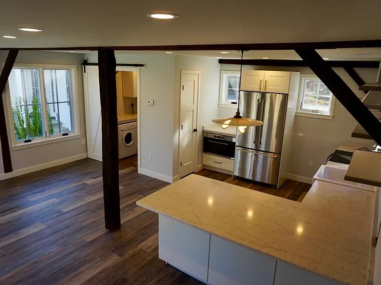 4 Hemlock Rd — Photo 5