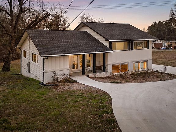 3rd image of 318 Talley Rd