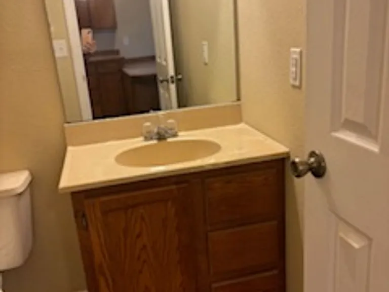 1736 Hitching Post Ln — Photo 35