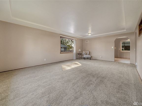 4th image of 510 S 84th St