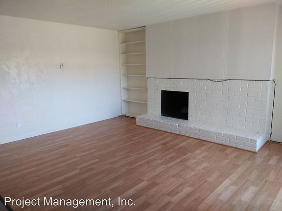 2nd image of 4620 Marconi Ave APT 02