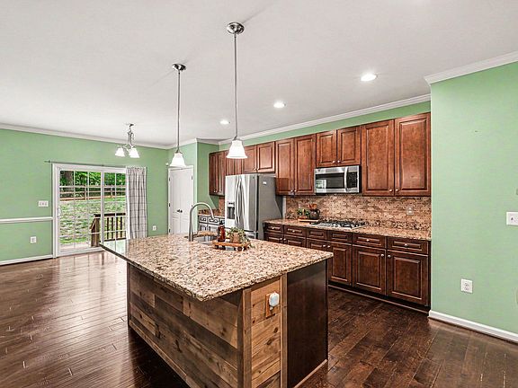 4th image of 1095 Timber Mill Ln