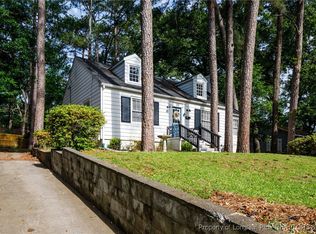 108 Crescent Ave, Fayetteville, NC 28305