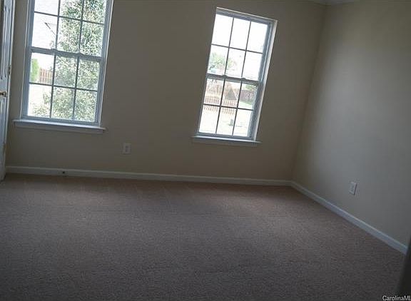 4th image of 118 Rusty Nail Dr