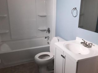 1 Fresconi Ct, New Castle, DE 19720
