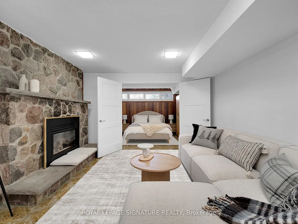 49 Sylvadene Pkwy #LOWER