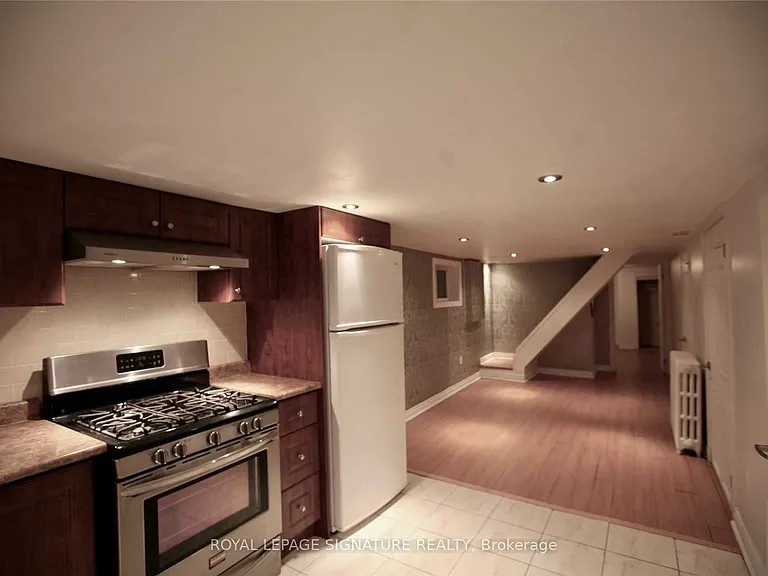 11 Ferrier Ave #BASEMENT — Photo 5