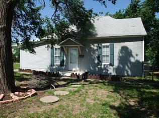 607 W London St, El Reno, OK 73036