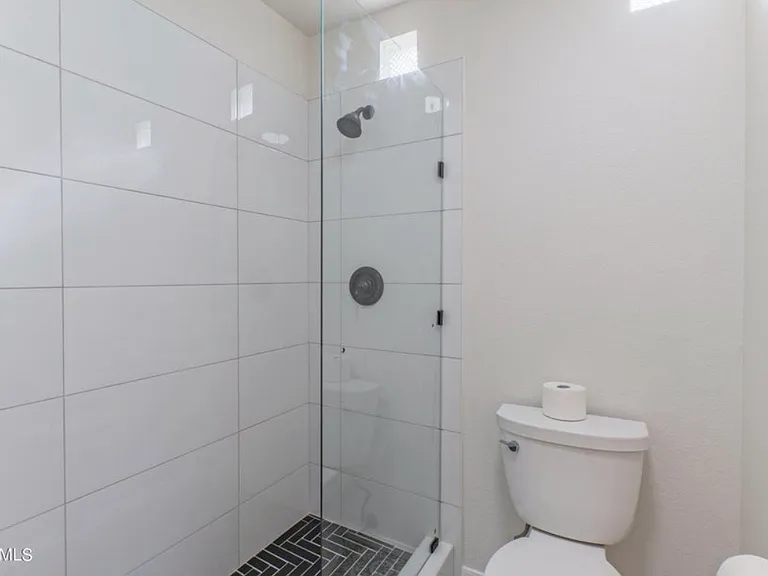 9032 E Karen Dr — Photo 20