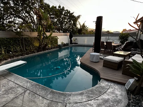7442 W 80th St, Los Angeles, CA 90045