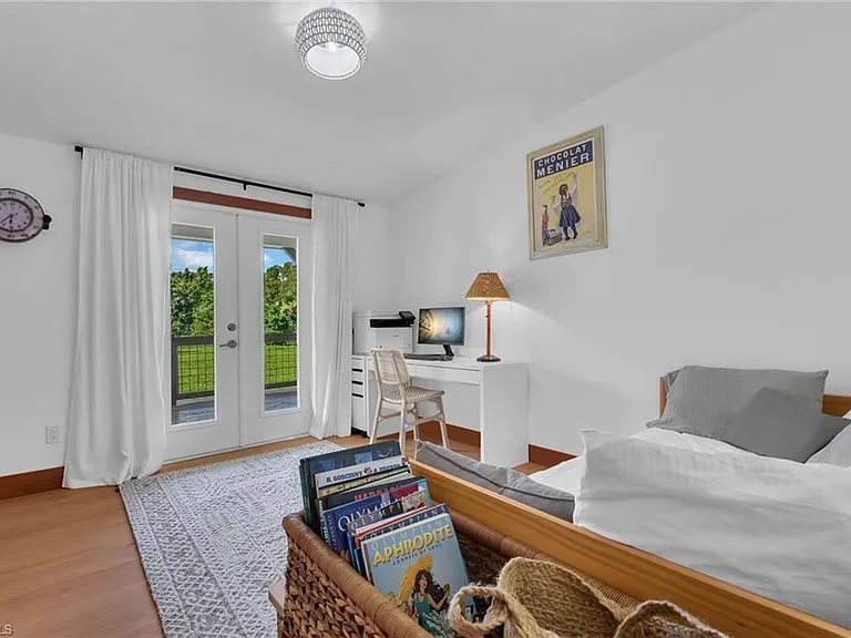 828 Sanctuary Rd — Photo 27