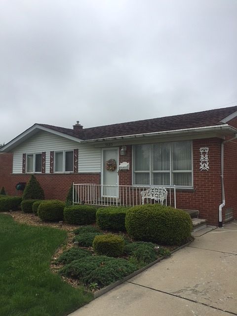 1st image of 3683 Steiner St