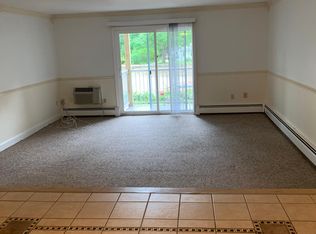 41 Austin Ave #203, Greenville, RI 02828