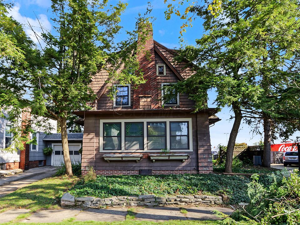 1st image of 522 W Walnut St