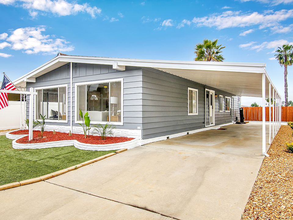 Side view with carport