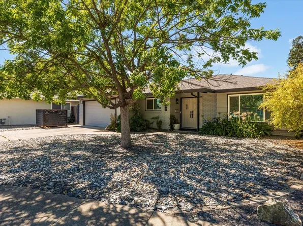 4993 Creek View Way, Sacramento, CA 95841