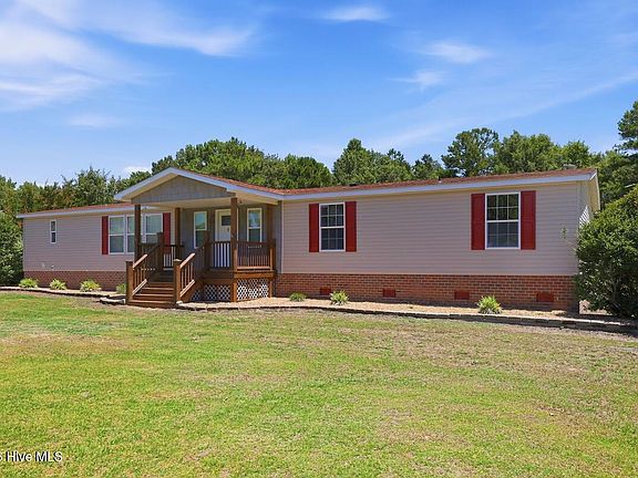 4th image of 211 Arbor Drive