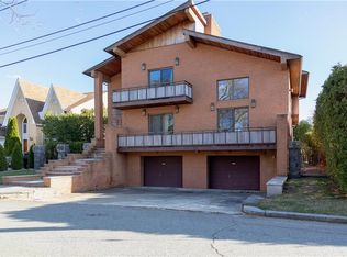 14 Maxcy Dr, Providence, RI 02906