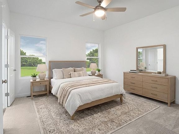 5th image of 863 S Orchard Way