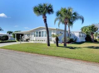 605 Periwinkle Cir, Barefoot Bay, FL 32976