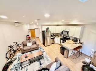 22 Moon St APT 1, Boston, MA 02113