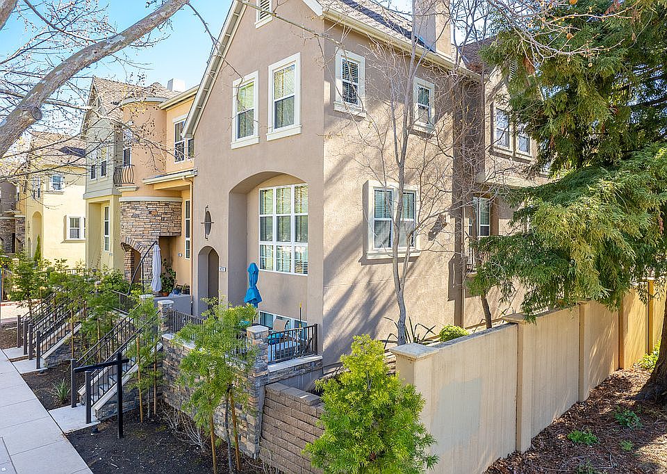 1st image of 1026 Morse Ave