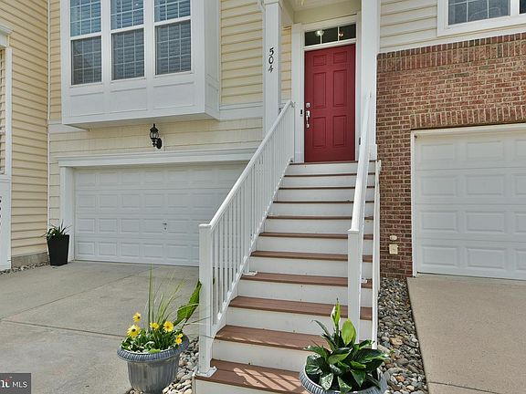 3rd image of 504 Ellison Dr