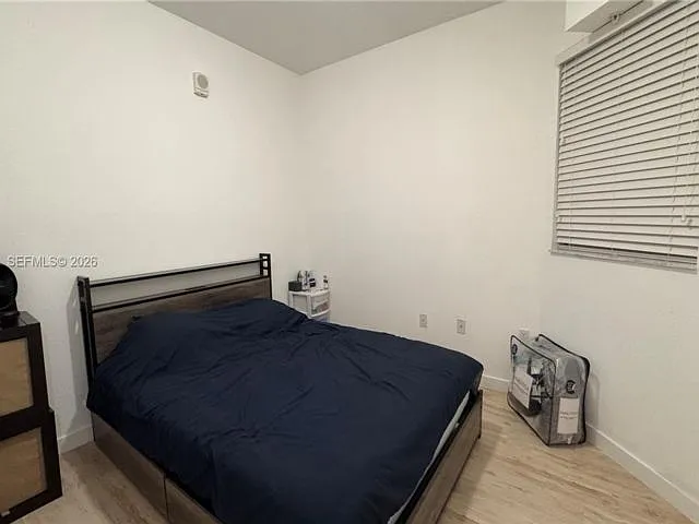 Century Park South Condo — Photo 4