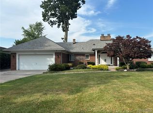 3905 E River Rd, Grand Island, NY 14072