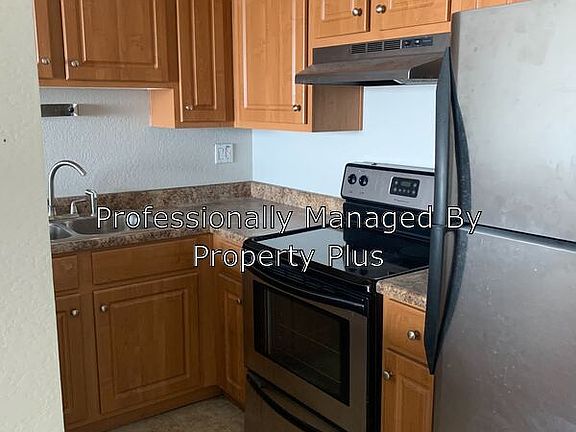 3rd image of 3810 N Maryvale Pkwy APT 2065
