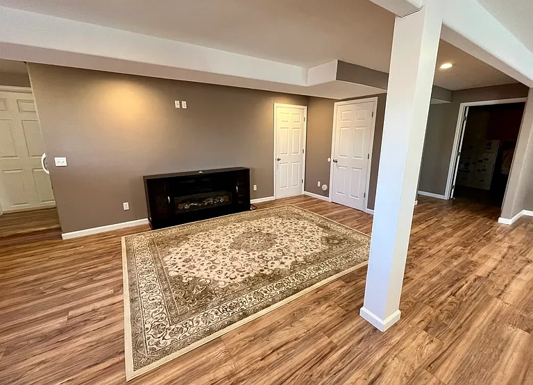 23687 E Bellewood Dr — Photo 33