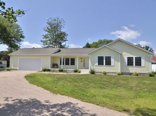 204 Old Boston Post Rd, Old Saybrook, CT 06475