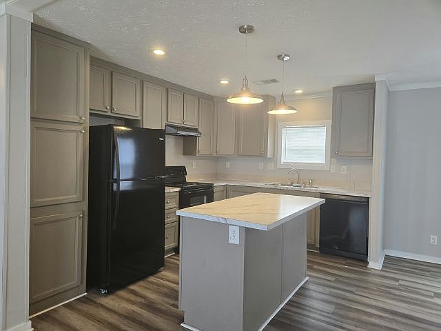 1st image of 1123 Walt Williams Rd #204