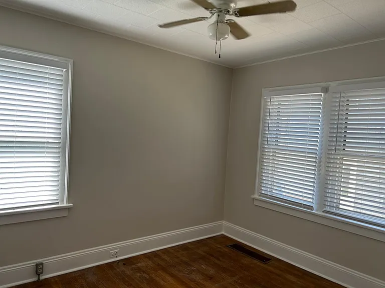 2052 Wascana Ave #1 — Photo 19