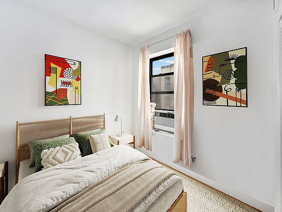 5th image of 83 E 7th St APT 5B