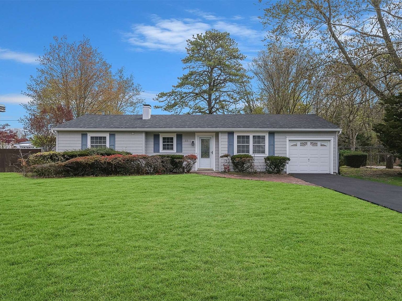 22 Brookville Drive, Centereach, NY 11720 Zillow