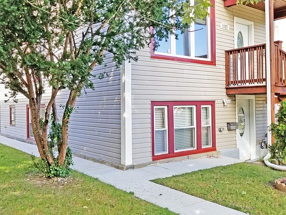5th image of 1522 Grove Ave