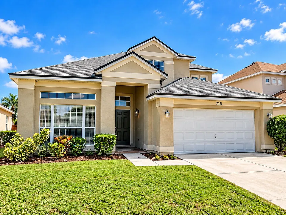 715 Riggs Cir