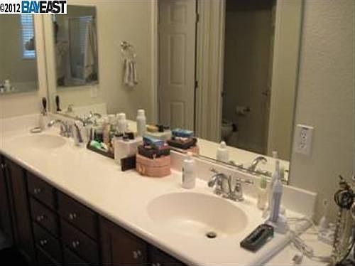 5th image of 9621 Armstrong Dr