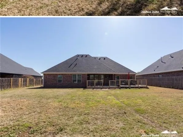 1905 S River Meadows Dr, Fayetteville, AR 72701