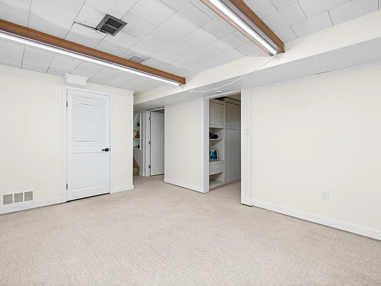 38027 Mallast St — Photo 22