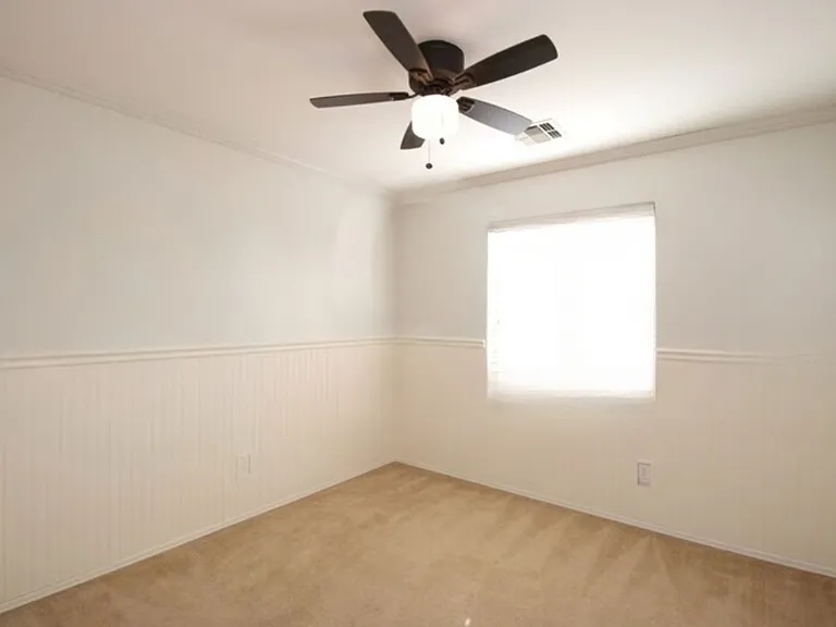 15447 W Poinsettia Dr — Photo 17