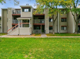 400 Shelard Pkwy UNIT 105, Saint Louis Park, MN 55426