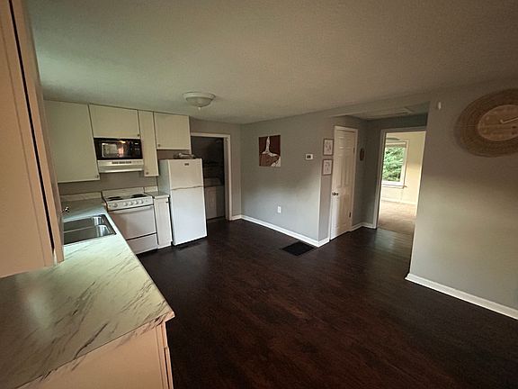 2nd image of 4675 Cash Rd