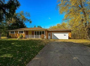 25 Strasmer Rd, Depew, NY 14043