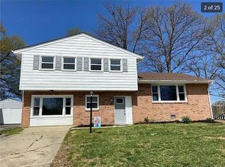 913 Yorkshire Rd, Colonial Heights, VA 23834