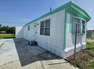 4290 Mailbox Ave #120, North Fort Myers, FL 33903